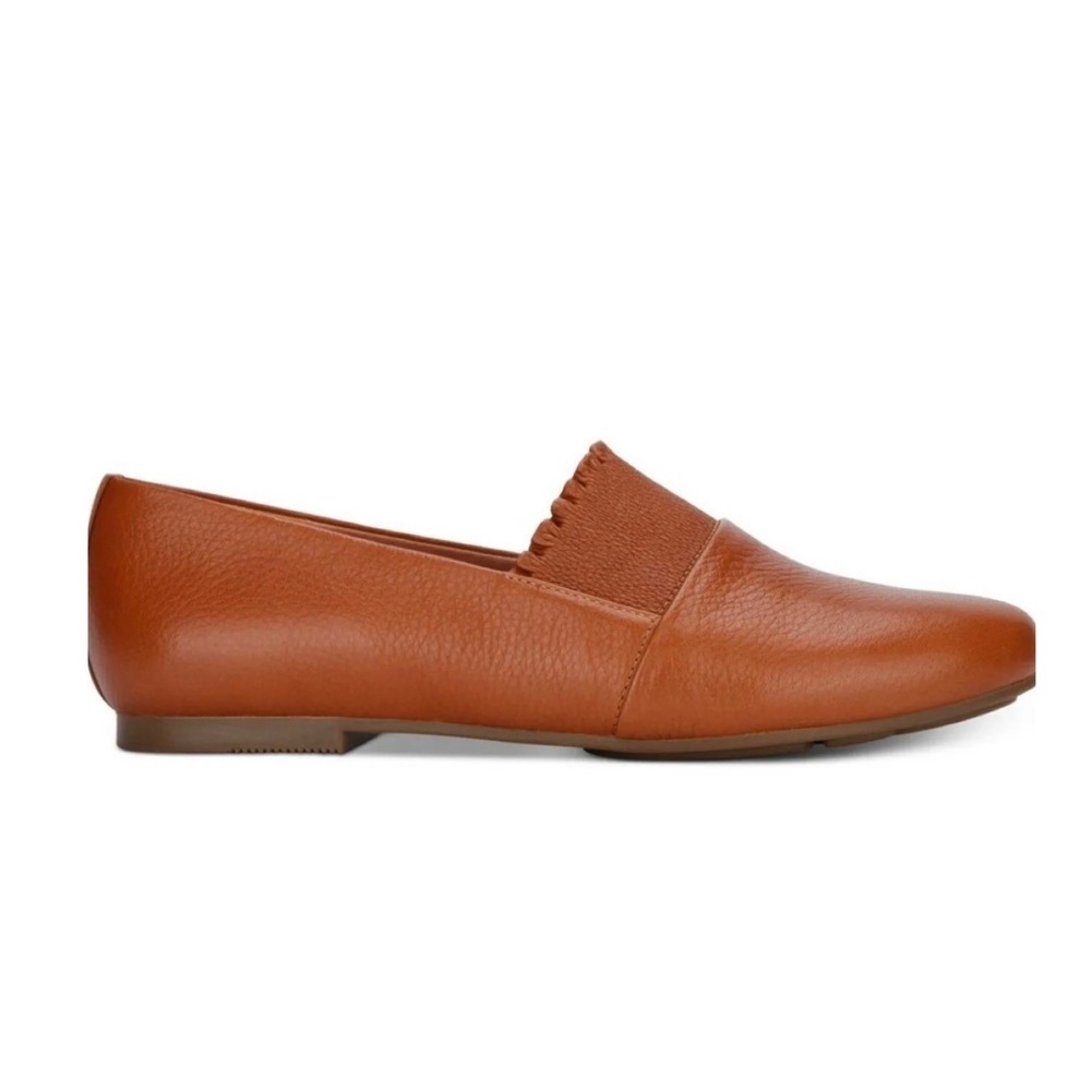 Gentle Souls by Kenneth Cole Women Cognac Tan Leather Eugene Ruffle Flat 8.5